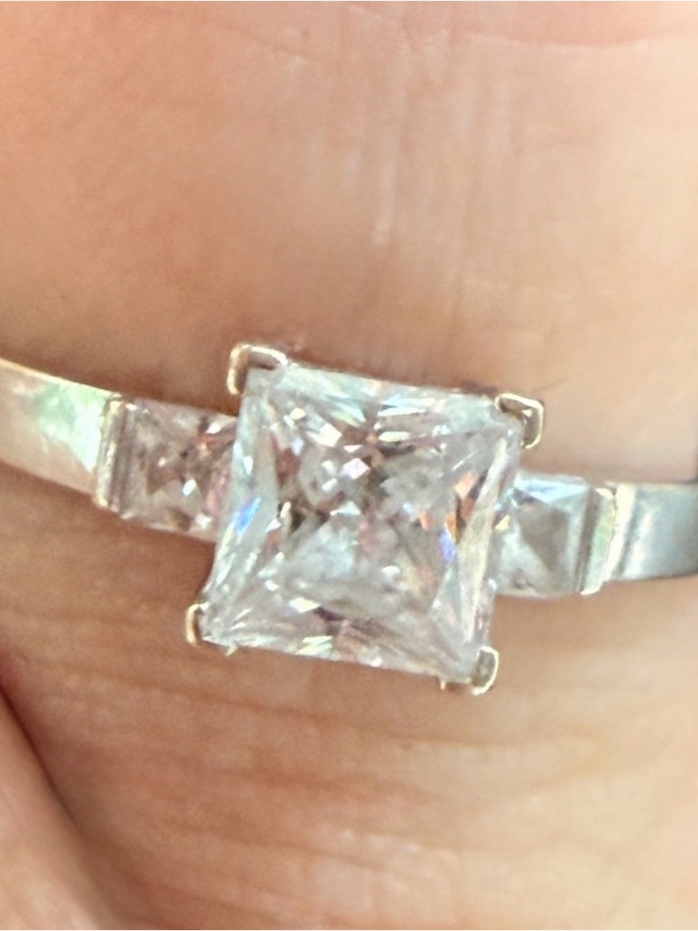 10K Gold White Gold Solitaire Engagement Ring Sz6